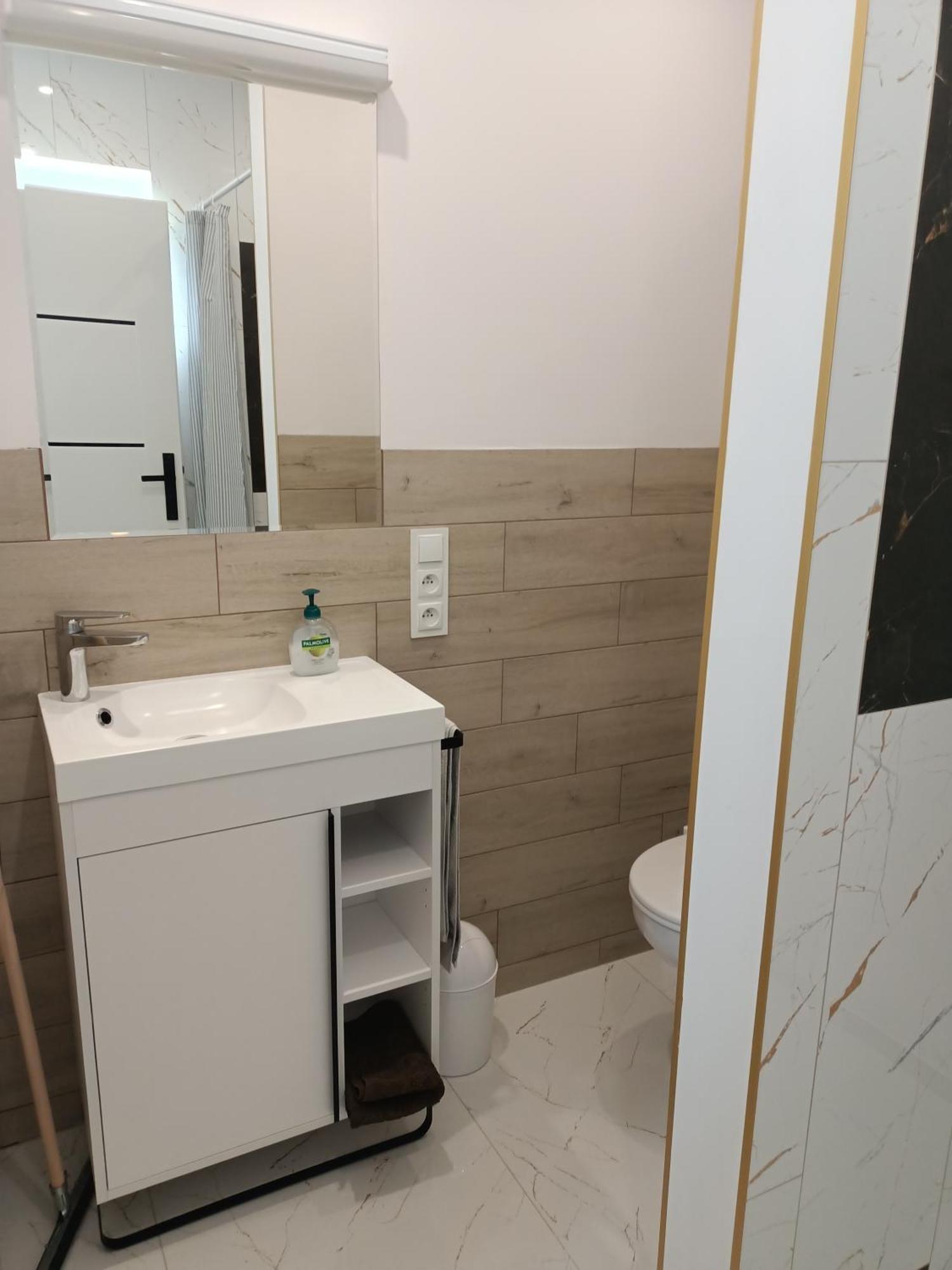 Apartament Agrokar Sobienie Jeziory Zewnętrze zdjęcie